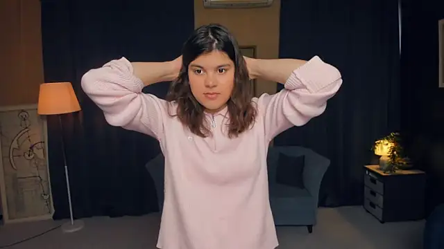 Snapshot of NicolaAlsaqri chatting on 10/29/25, 08:49 NicolaAlsaqri online show from 10/29/25, 08:49