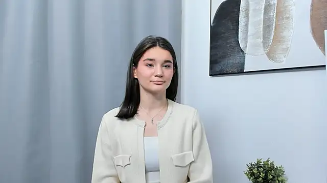 DagmarKushi online show from 10/17/25, 07:33