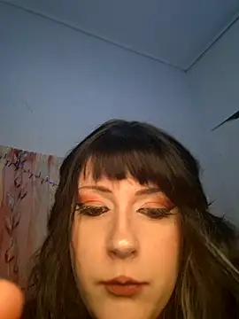 Snapshot of jessieray chatting on 11/04/25, 01:16 jessieray online show from 11/04/25, 01:16