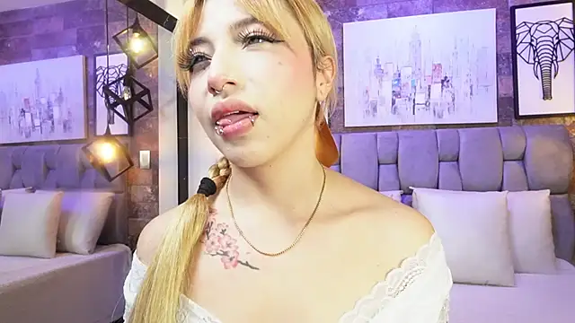 Sophia Bellucci online show from 11/19/25, 12:38