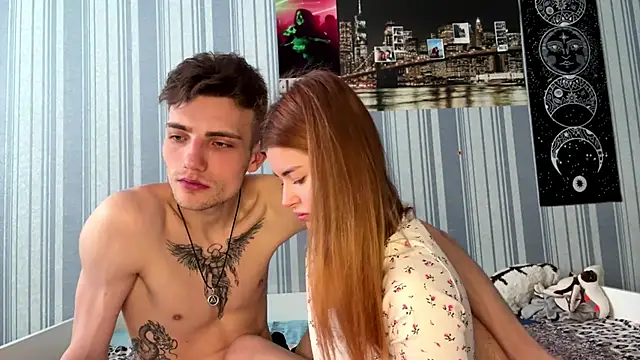 EmiliaCouple online show from 03/02/26, 06:25