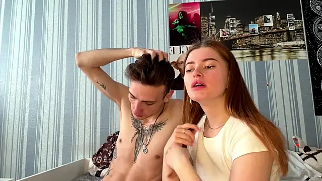 EmiliaCouple online show from 03/10/26, 07:13