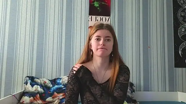EmiliaCouple online show from 05/19/26, 11:49