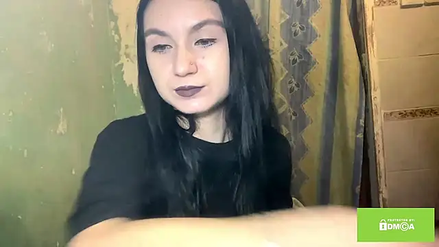 Snapshot of ArianeBhayani chatting on 11/29/25, 10:02 ArianeBhayani online show from 11/29/25, 10:02