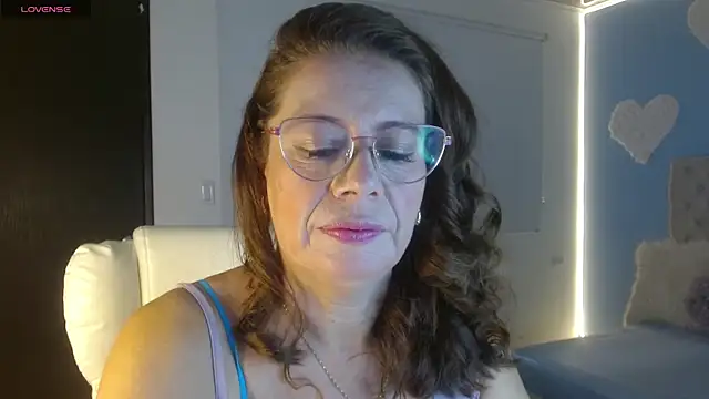 Snapshot of channelsmith_55 chatting on 03/12/26, 01:28 channelsmith 55 online show from 03/12/26, 01:28