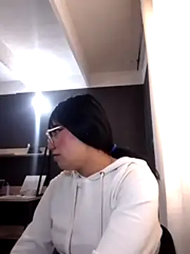 Snapshot of angie_rousse_ chatting on 11/11/25, 01:11 angie rousse online show from 11/11/25, 01:11