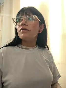 Snapshot of angie_rousse_ chatting on 11/24/25, 01:00 angie rousse online show from 11/24/25, 01:00