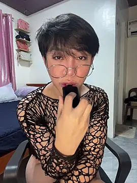 Keyka15 online show from 02/13/26, 10:11