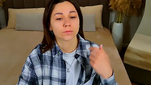 EdenSolis online show from 03/24/26, 10:09