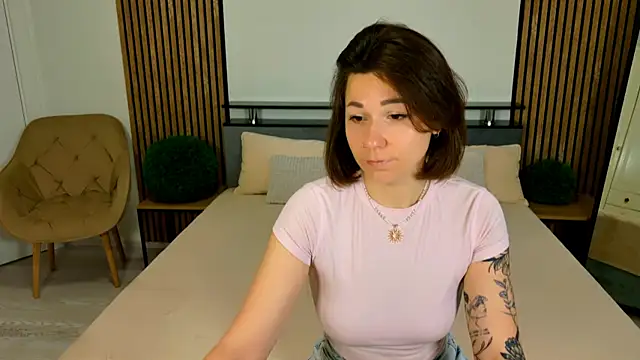 EdenSolis online show from 06/29/26, 07:36