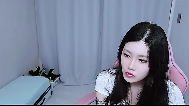 MISA 02 online show from 12/21/25, 04:14