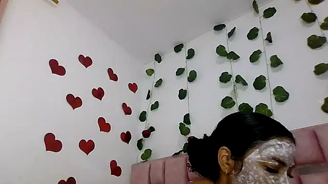 abby moss 2 online show from 03/03/26, 12:33