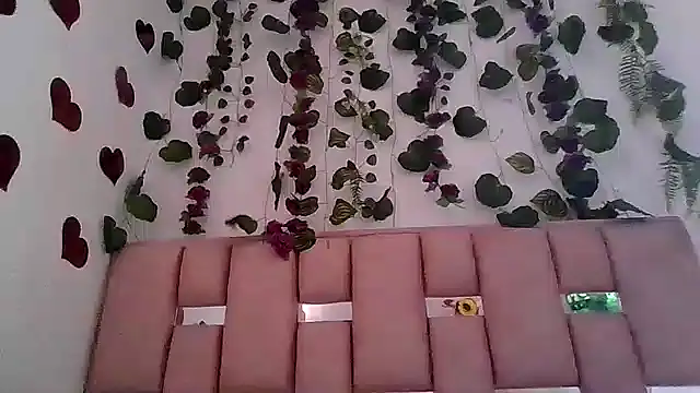 abby moss 2 online show from 04/07/26, 12:38