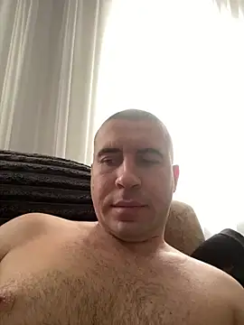 AronMode online show from 11/23/25, 11:10