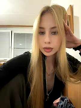 JudithCarly online show from 11/07/25, 06:30