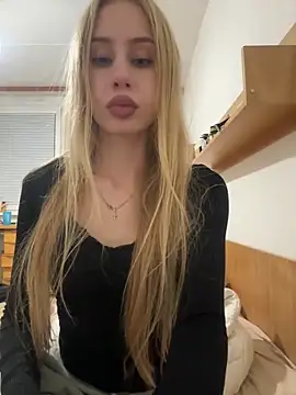 JudithCarly online show from 12/21/25, 10:17