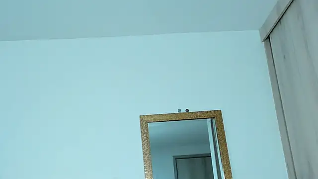 Snapshot of Ken_mailik1 chatting on 11/30/25, 08:24 Ken mailik1 online show from 11/30/25, 08:24