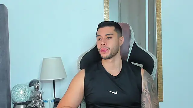 Snapshot of Ken_mailik1 chatting on 12/03/25, 04:53 Ken mailik1 online show from 12/03/25, 04:53