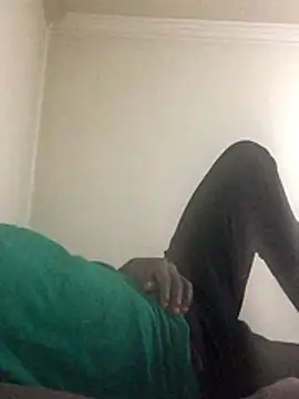 Snapshot of Sahrawi-fhal chatting on 10/27/25, 12:36 Sahrawi-fhal online show from 10/27/25, 12:36