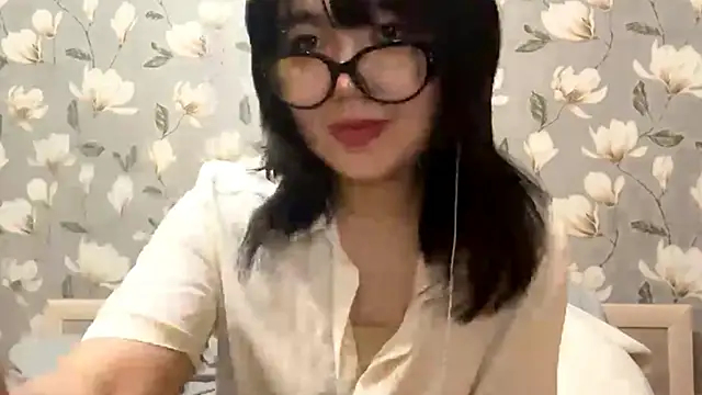 YunaMuse online show from 10/10/25, 08:08