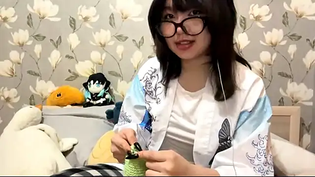 YunaMuse online show from 10/12/25, 07:35
