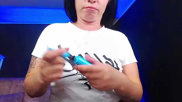 Liastark online show from 11/29/25, 06:33