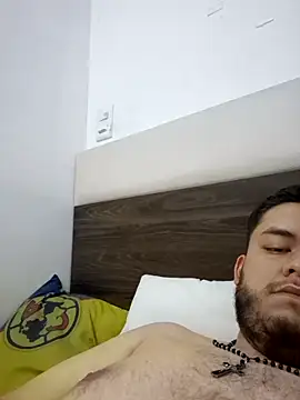 Snapshot of rich_ryx chatting on 12/14/25, 01:33 rich ryx online show from 12/14/25, 01:33