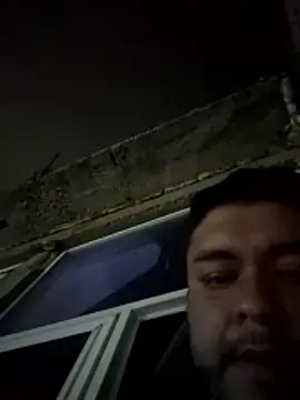 Snapshot of rich_ryx chatting on 03/30/26, 02:12 rich ryx online show from 03/30/26, 02:12