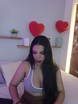 Snapshot of shainadavis chatting on 02/17/26, 03:47 shainadavis online show from 02/17/26, 03:47