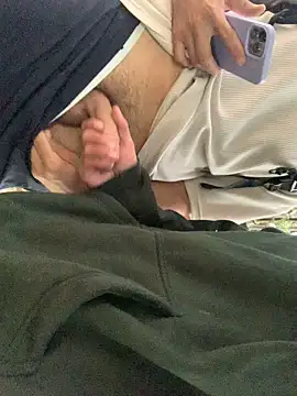 mirallesandbig online show from 10/22/25, 08:41