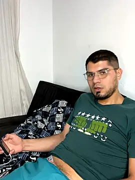 mirallesandbig online show from 11/15/25, 11:21