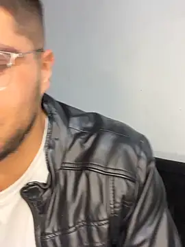 mirallesandbig online show from 12/03/25, 12:51