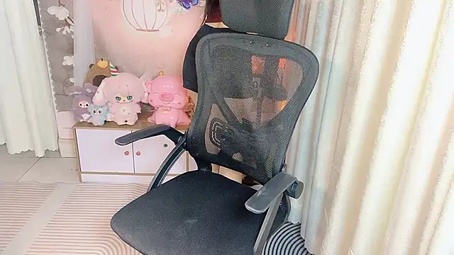 Xuka2594 online show from 12/04/25, 01:09