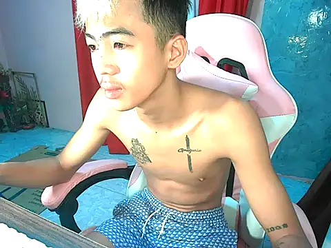 boy raphael online show from 02/26/26, 01:59