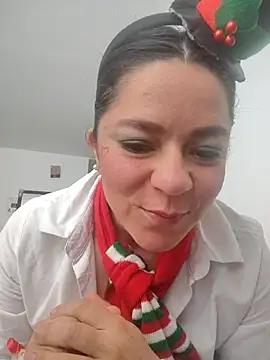 disneey2888 online show from 12/01/25, 04:34