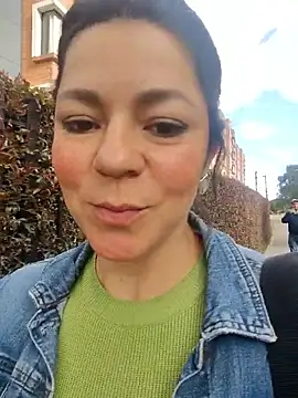 disneey2888 online show from 12/13/25, 08:47