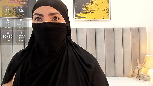 Snapshot of _naylaa_ chatting on 11/12/25, 03:40 naylaa online show from 11/12/25, 03:40