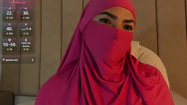  naylaa  online show from 11/18/25, 04:06