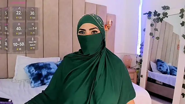  naylaa  online show from 02/12/26, 03:56