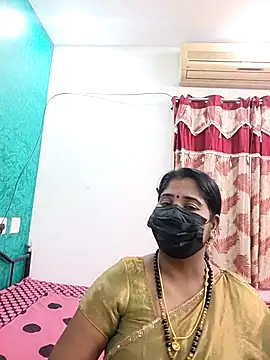 tamil-aunt online show from 12/14/25, 01:49