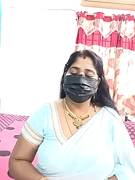 tamil-aunt online show from 01/10/26, 07:32
