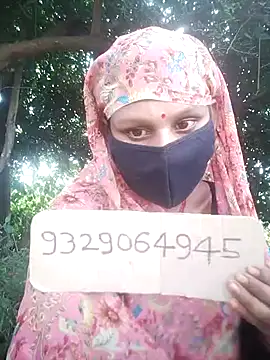 Snapshot of rasmi_powar chatting on 10/16/25, 07:31 rasmi powar online show from 10/16/25, 07:31