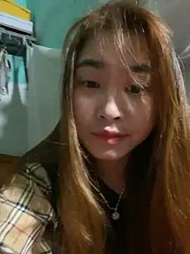 Snapshot of Yan_50299 chatting on 10/22/25, 12:49 Yan 50299 online show from 10/22/25, 12:49