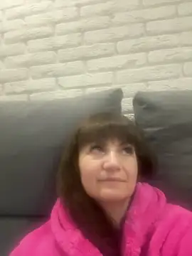 Snapshot of Butterfly8385 chatting on 10/26/25, 08:04 Butterfly8385 online show from 10/26/25, 08:04