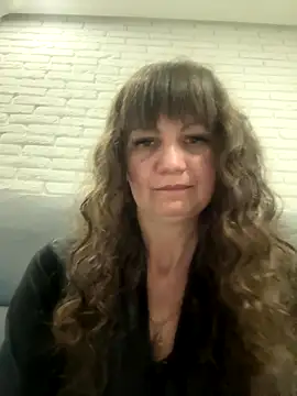 Snapshot of Butterfly8385 chatting on 11/03/25, 08:21 Butterfly8385 online show from 11/03/25, 08:21