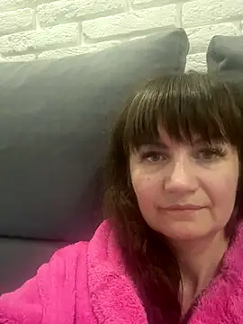 Snapshot of Butterfly8385 chatting on 11/07/25, 07:58 Butterfly8385 online show from 11/07/25, 07:58