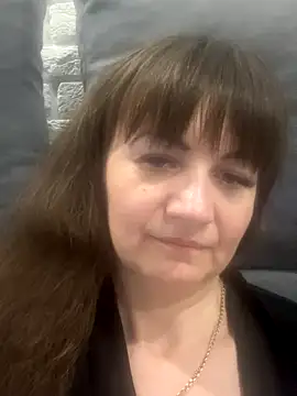 Snapshot of Butterfly8385 chatting on 11/16/25, 07:52 Butterfly8385 online show from 11/16/25, 07:52