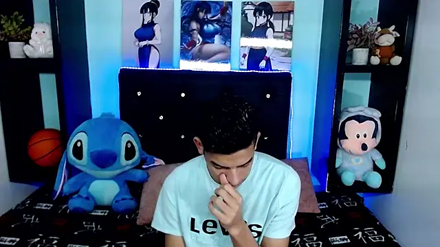 x Aaron x online show from 10/11/25, 03:28