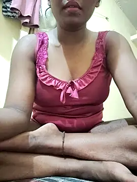 Snapshot of Lovely_Payal chatting on 10/26/25, 05:19 Lovely Payal online show from 10/26/25, 05:19