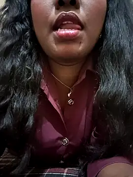 Snapshot of Lovely_Payal chatting on 11/07/25, 03:34 Lovely Payal online show from 11/07/25, 03:34